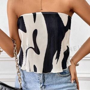 Privé Allover Print Tube Top